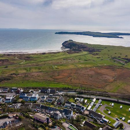 Priory Bay Escapes - Matahari Apartment Tenby Exterior photo